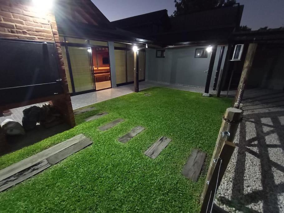 Escala Ezeiza Loft Con Desayuno Apartment Luis Guillon Exterior photo