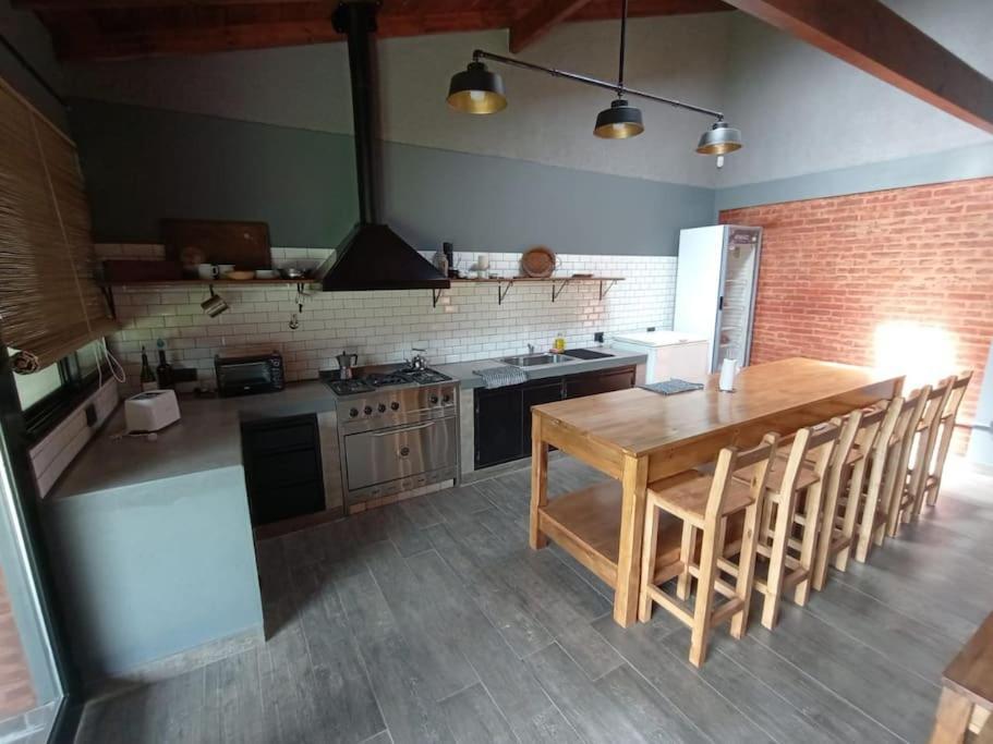 Escala Ezeiza Loft Con Desayuno Apartment Luis Guillon Exterior photo
