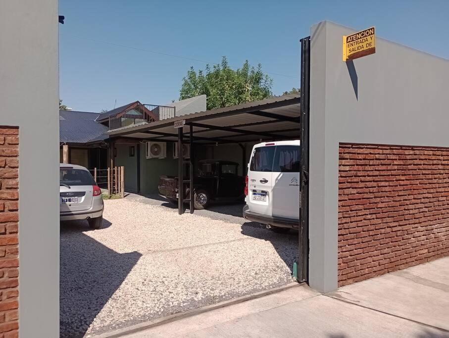 Escala Ezeiza Loft Con Desayuno Apartment Luis Guillon Exterior photo