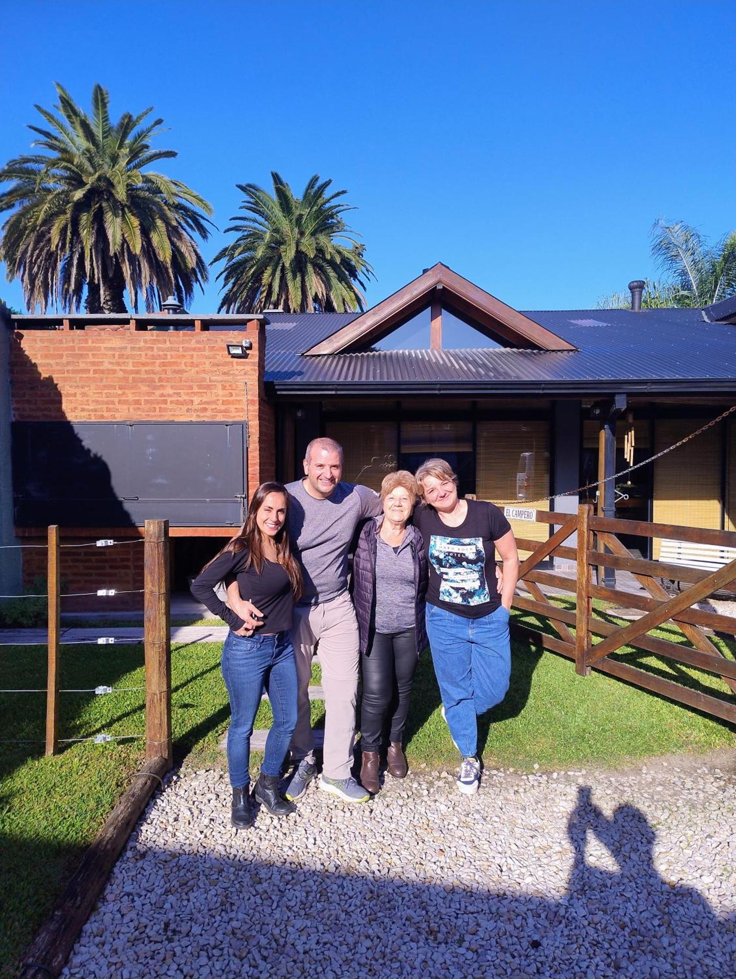 Escala Ezeiza Loft Con Desayuno Apartment Luis Guillon Exterior photo