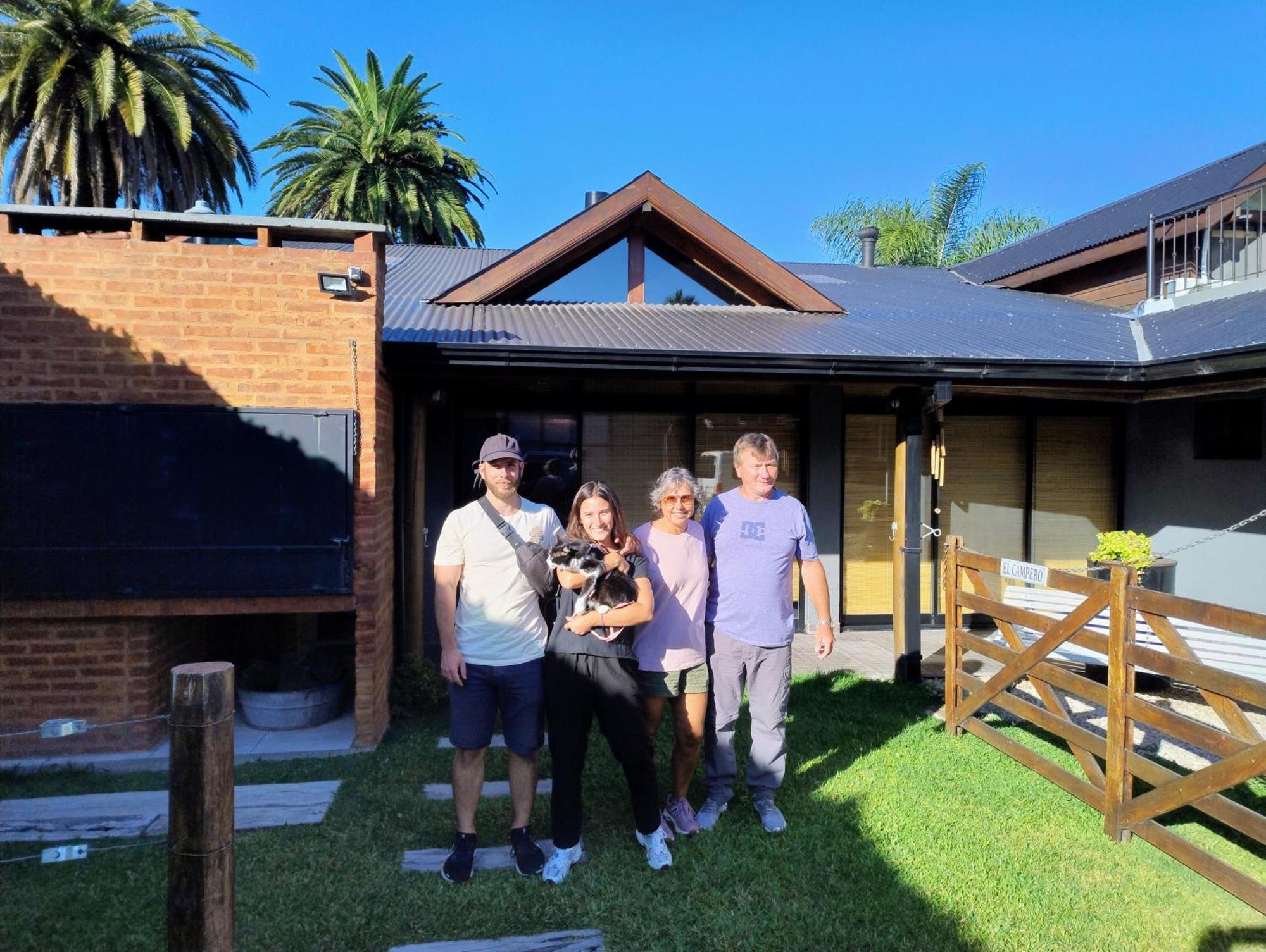 Escala Ezeiza Loft Con Desayuno Apartment Luis Guillon Exterior photo
